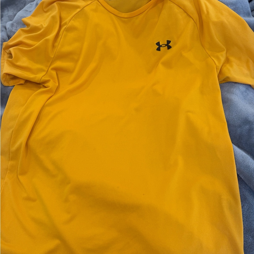 Under Armour Men's Yellow Shirt